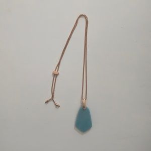 Kendra Scott necklace